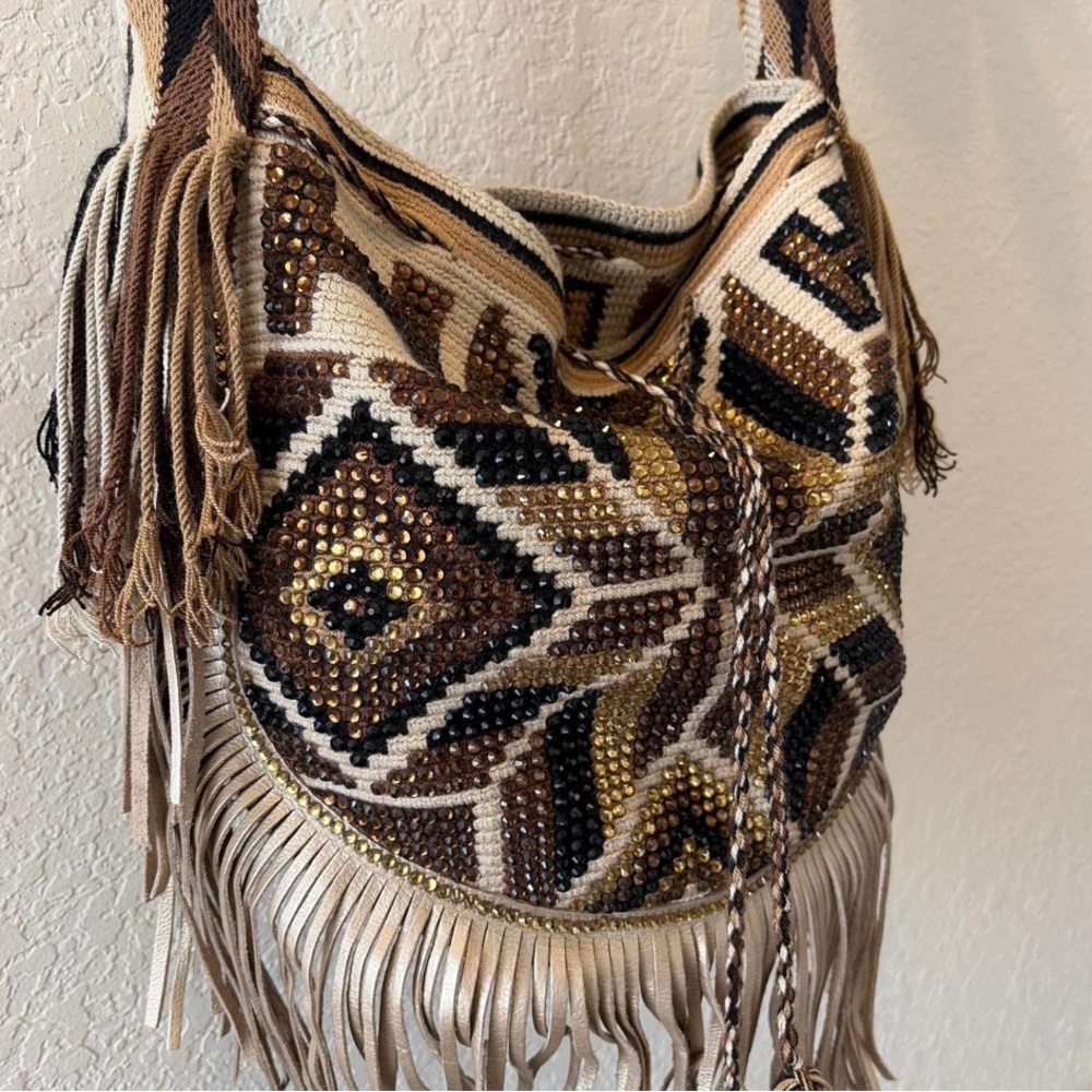 Wayuu Handwoven Fringe Bucket Bag | Boho Festival Crossbody | Handmade Colombia - Picture 2 of 7